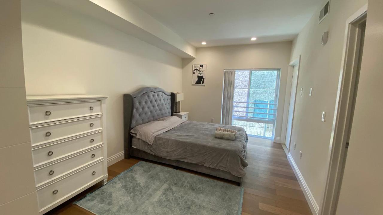 Gorgeous Apt With Parking In Ktown La Los Angeles Bagian luar foto